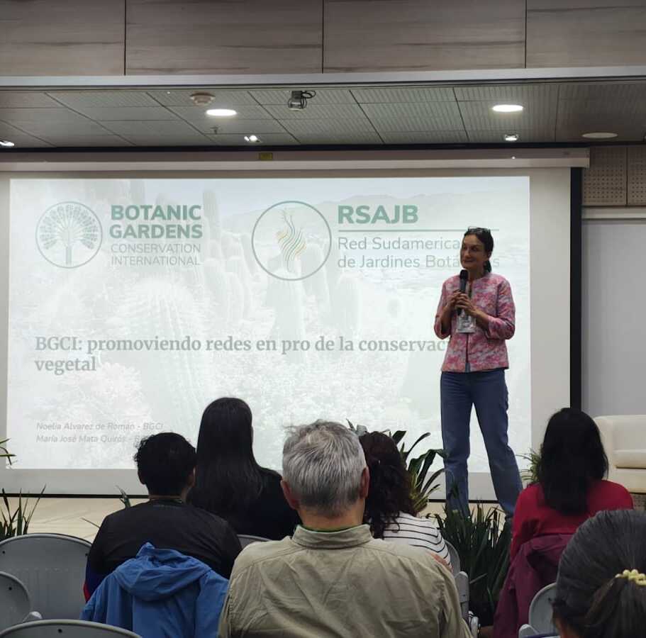 Taller de Protocolos de Propagación de Árboles Amenazados, realizado en Bogotá.